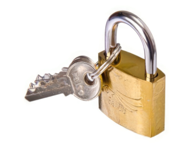 Замок навесной 32мм FALCO золотистый    ХХ - фото в Миди Лтд Изображение товара Замок навесной 32мм FALCO золотистый    ХХ в Миди Лтд