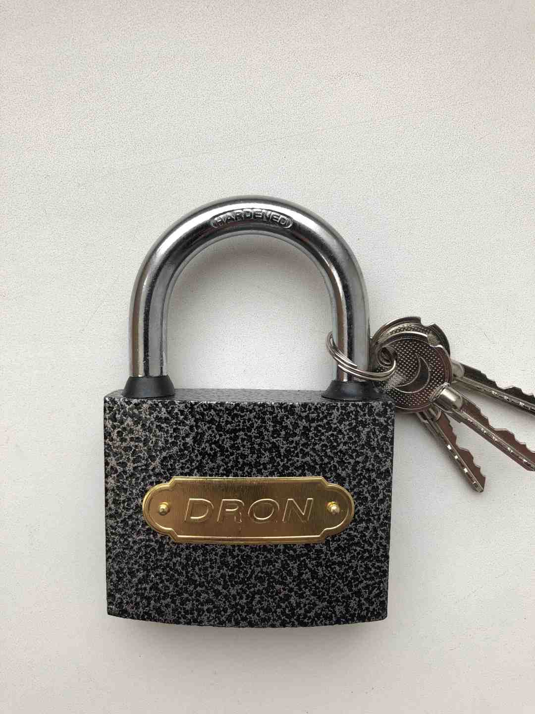 Замок навесной 75мм DRON влагонепроницаемый (48шт/уп) - фото в Миди Лтд Изображение товара Замок навесной 75мм DRON влагонепроницаемый (48шт/уп) в Миди Лтд