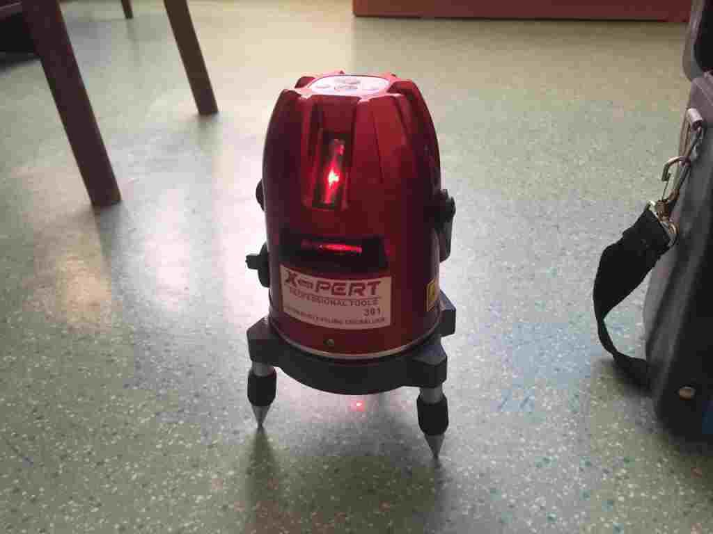 Изображение товара Уровень лазерный XPERT 5 лучей 10м кейс 501 в Миди Лтд