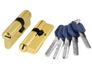 Цилиндр. механизм Z400/70mm (30+10+30) РВ латунь 5ключей  Х - фото в Миди Лтд Изображение товара Цилиндр. механизм Z400/70mm (30+10+30) РВ латунь 5ключей  Х в Миди Лтд