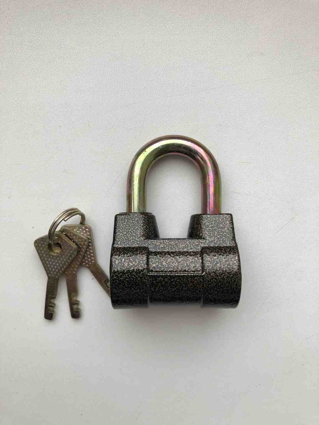 Замок навесной 50мм CHEZAM короткая дужка (96шт/уп) - фото в Миди Лтд Изображение товара Замок навесной 50мм CHEZAM короткая дужка (96шт/уп) в Миди Лтд