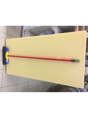 Щетка для пола Эсперанса с металлическим черенком - фото в Миди Лтд Изображение товара Щетка для пола Эсперанса с металлическим черенком в Миди Лтд