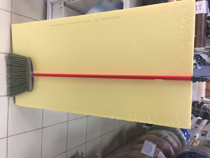 Щетка для улицы Амелия с металлическим черенком - фото в Миди Лтд Изображение товара Щетка для улицы Амелия с металлическим черенком в Миди Лтд