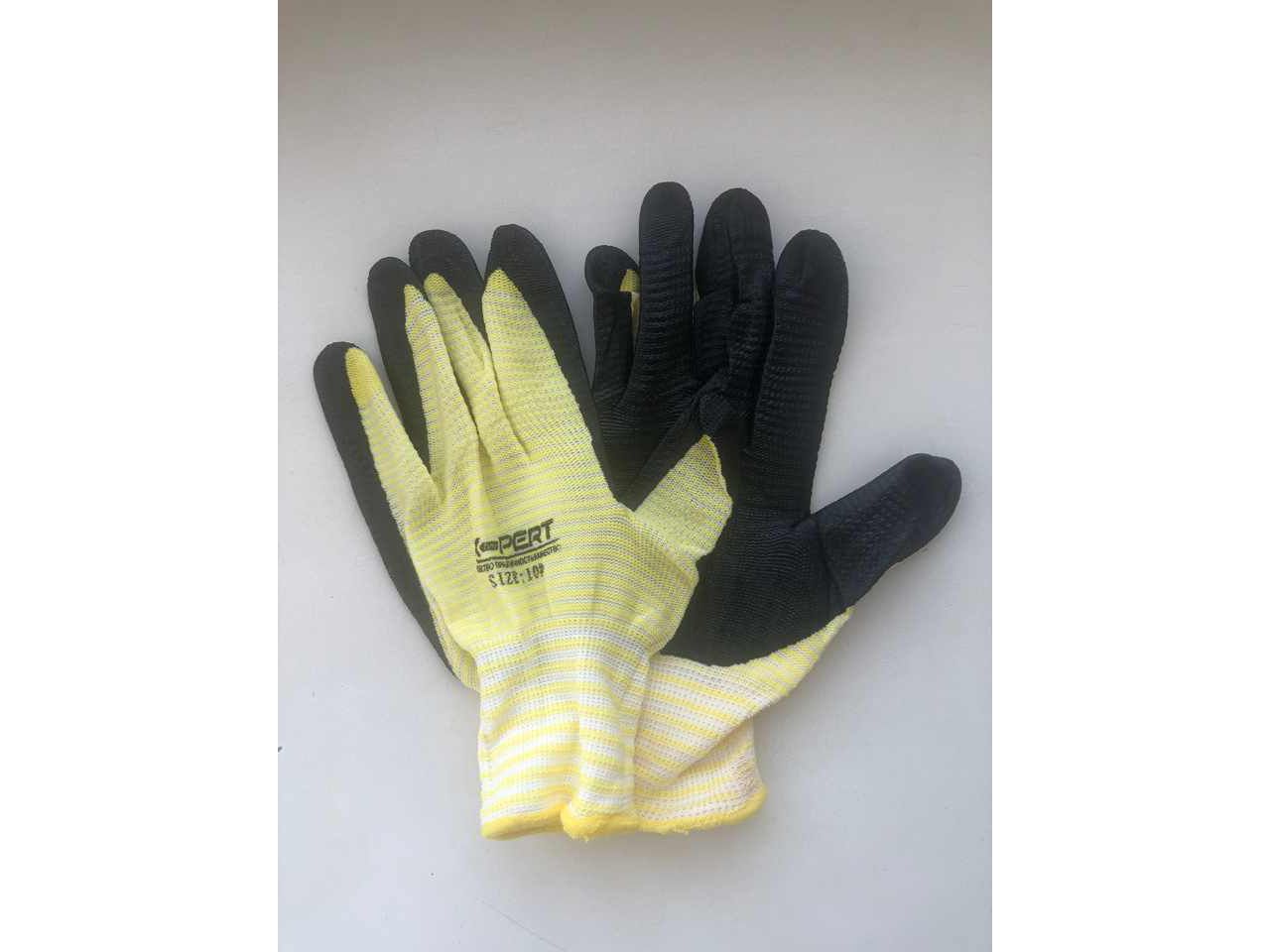 Изображение товара Перчатки нейлоновые Желтые с черным латексным покрытием (уп-12шт) в Миди Лтд