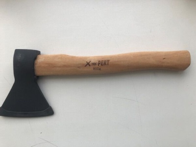 Изображение товара Топор  800гр XPERT кованный с деревянной рукояткой в Миди Лтд