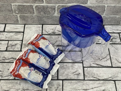 Кувшин водоочиститель Аквафор Гарри 3,9л - фото в Миди Лтд Изображение товара Кувшин водоочиститель Аквафор Гарри 3,9л в Миди Лтд