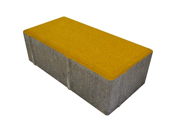 Изображение товара Плитка тротуарная «Кирпичик» желтая 60мм (1 ряд- 1,08м2, пал- 13 рядов/14,04м2) в Миди Лтд