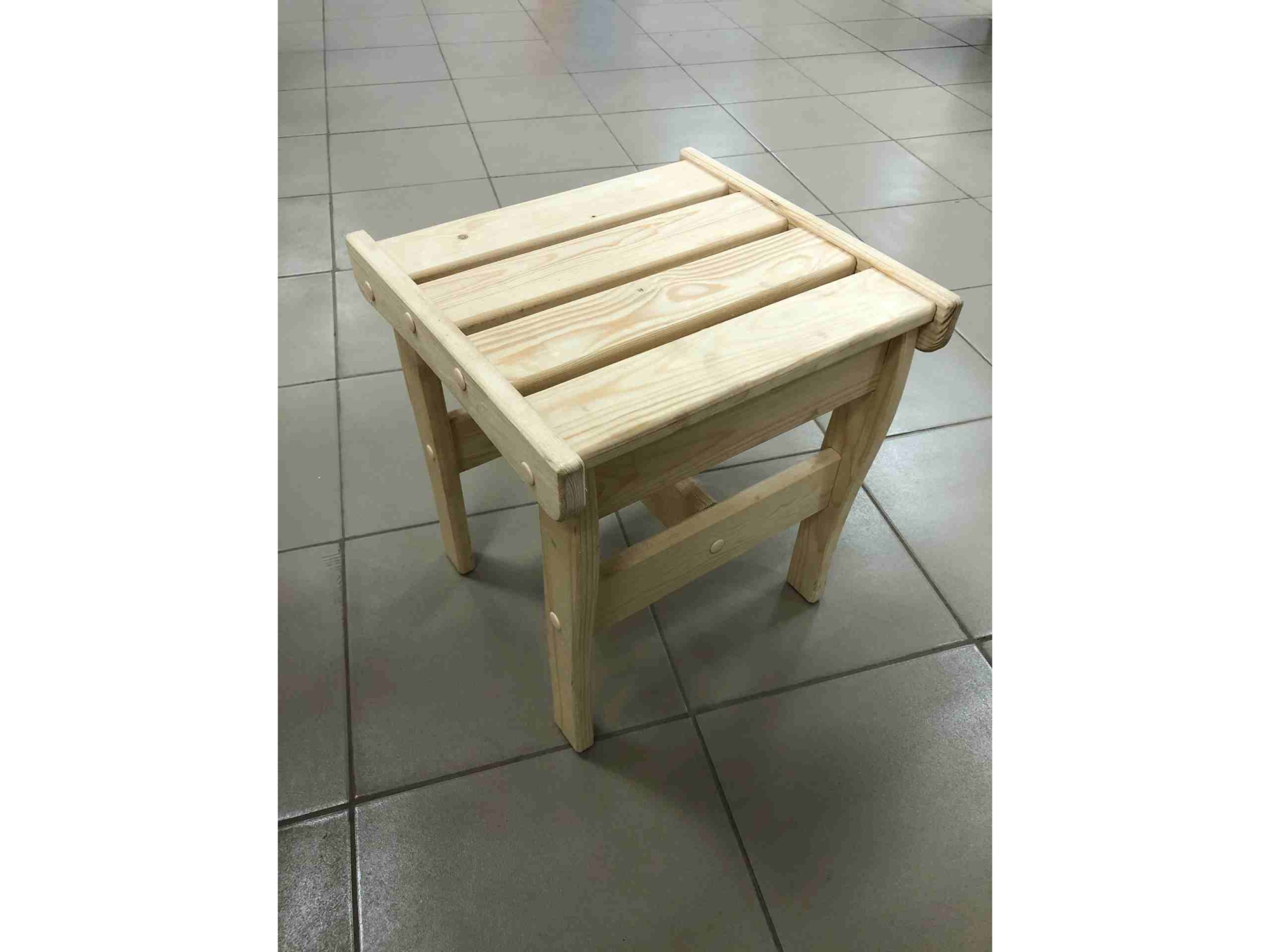 Изображение товара Табурет дачный малый хвоя 375*330*346мм в Миди Лтд